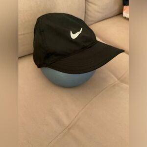 Nike black baseball hat